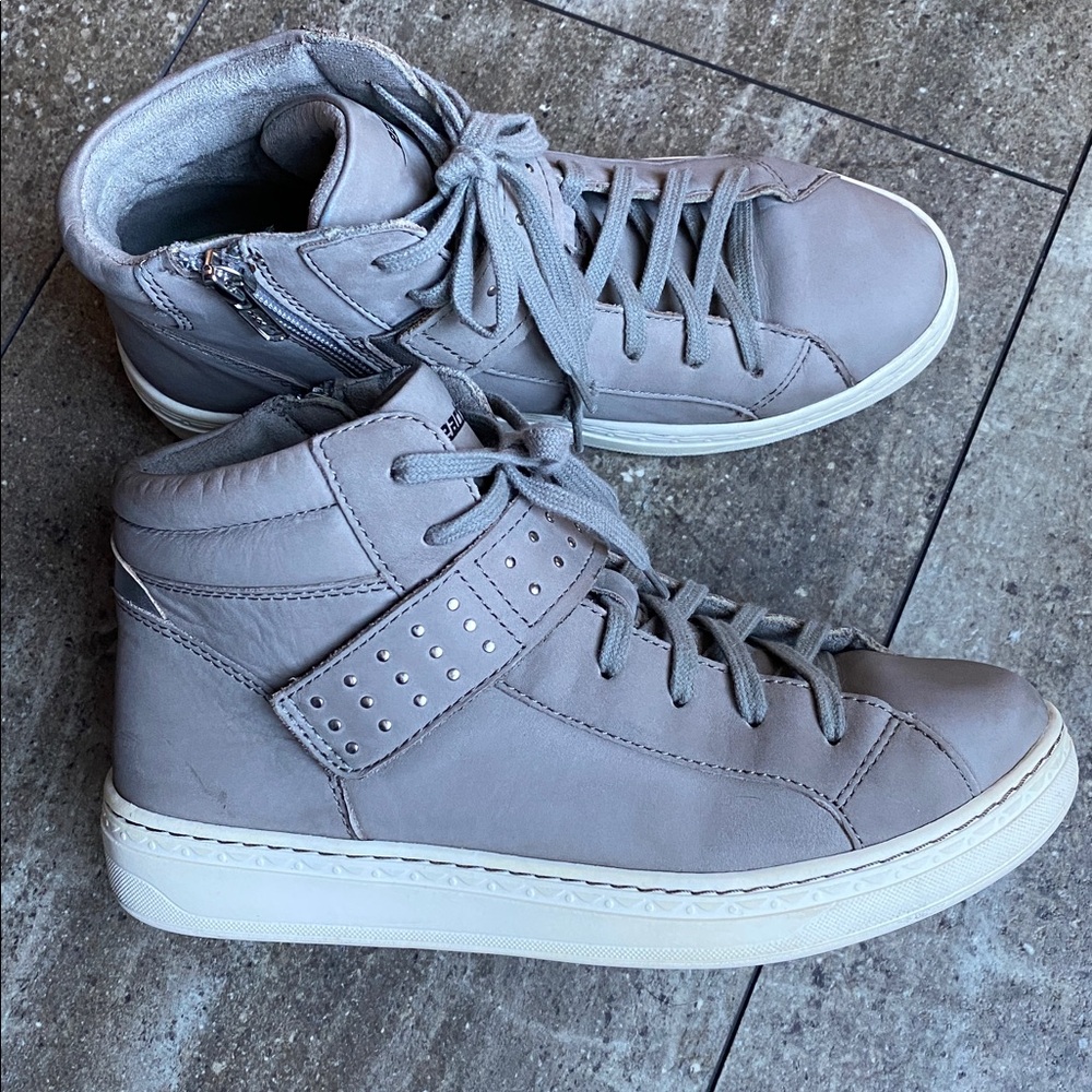 Earth Gray High-Top Sneakers